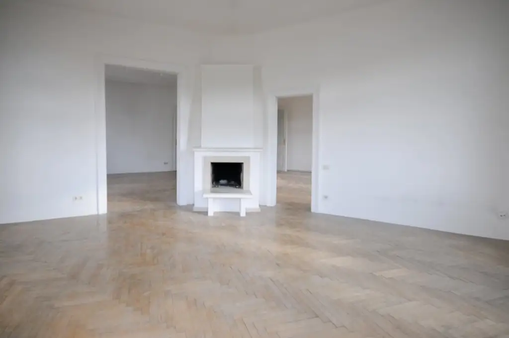 IHR SANIERUNGSPROJEKT - 3-ZIMMER-ALTBAUWOHNUNG MIT TERRASSE