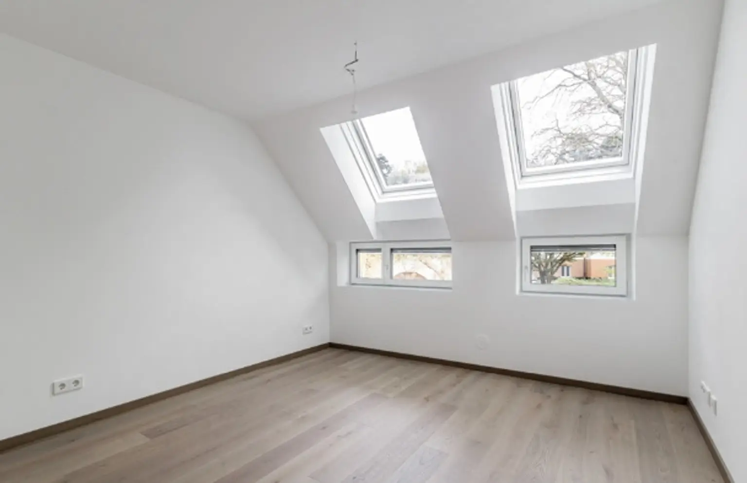 ZUR SCHÖNEN AGNES – Erstbezug: 3-Zimmer-Dachgeschoss-Maisonette mit Dachterrasse und Balkon in Sievering // PROVISIONSFREI