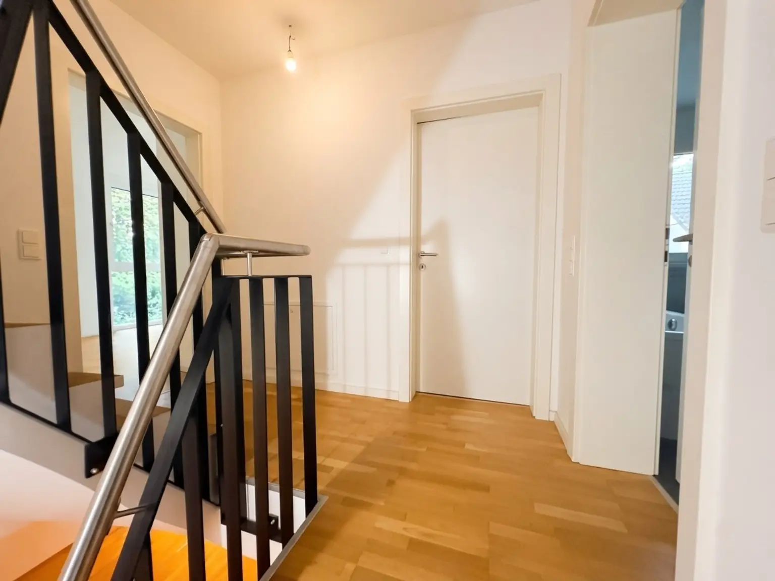 Traumhaftes Einfamilienhaus in Wien mit Garten, Terrassen und Stellplatz - Miete oder Kauf