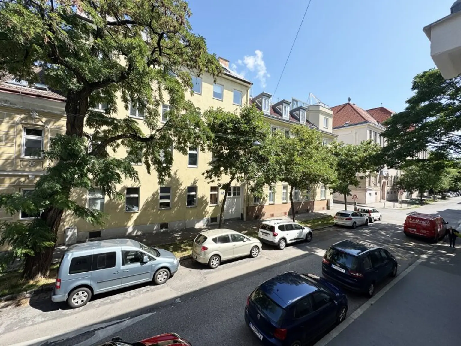 Stilvoller Altbau-Erstbezug | 1-Zimmer mit Kochnische | U4 vor der Tür