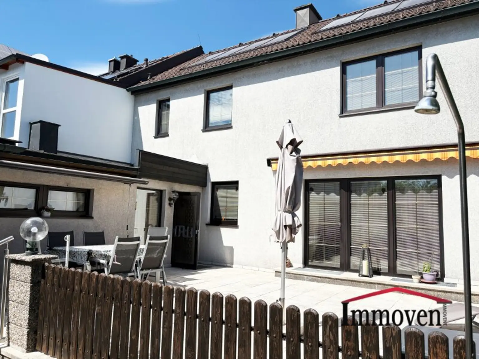 KOFFER PACKEN UND EINZIEHEN - großes Ein- bzw. Zweifamilienhaus mit Garage in St. Pölten (Wagram)