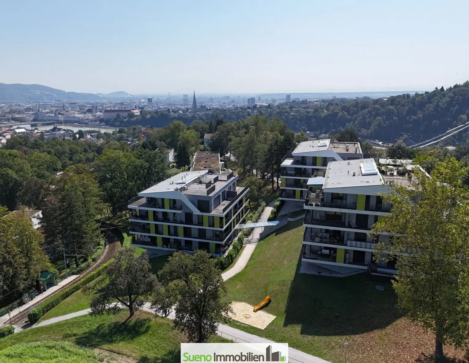Premium-Wohnung Linz-Pöstlingberg, inkl. Loggia, Balkon, Tiefgarage, KlimaAnlage etc.