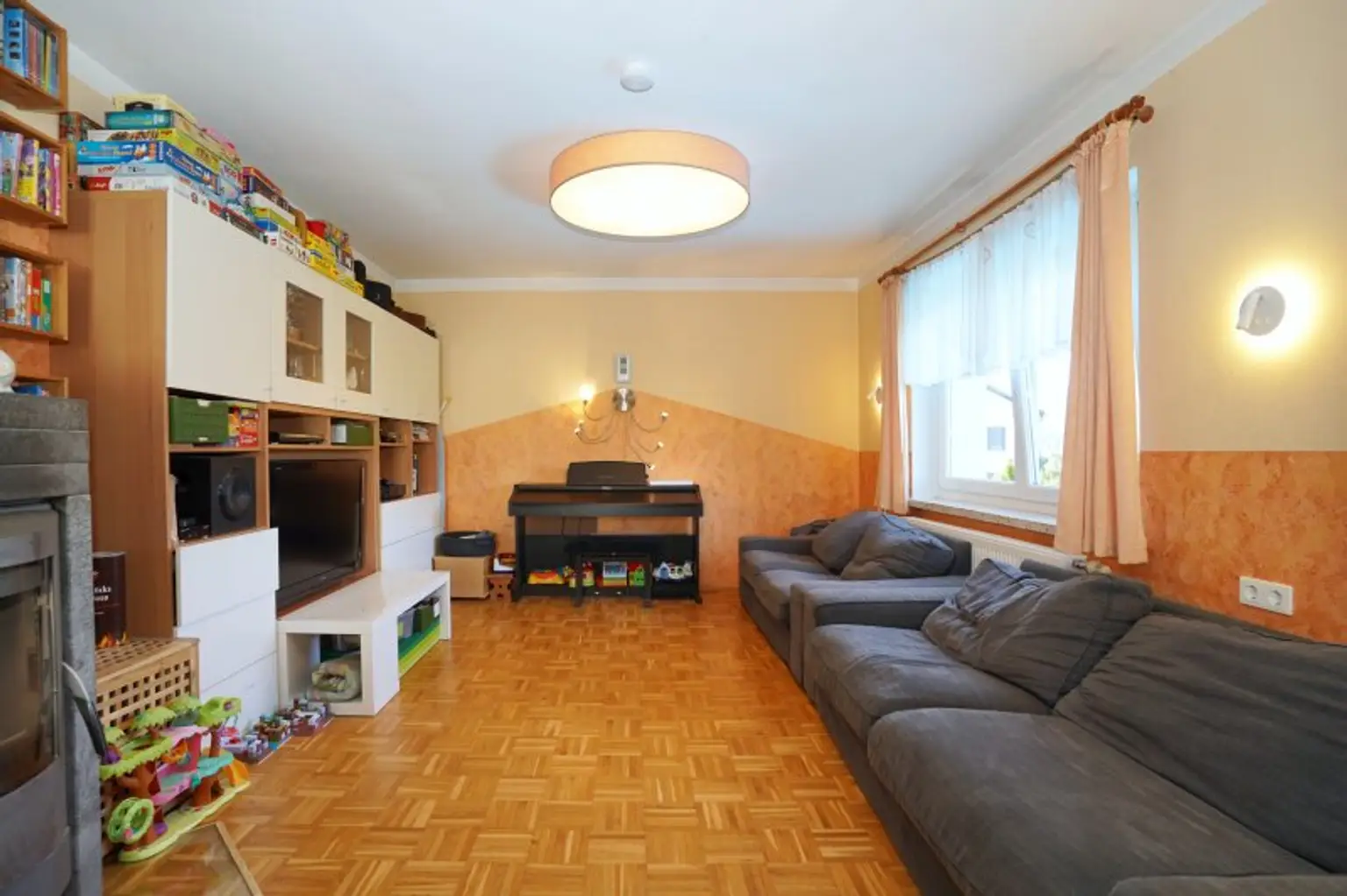 Ihr neues Zuhause in Wernberg – Platz für Familie, Arbeit & Freizeit