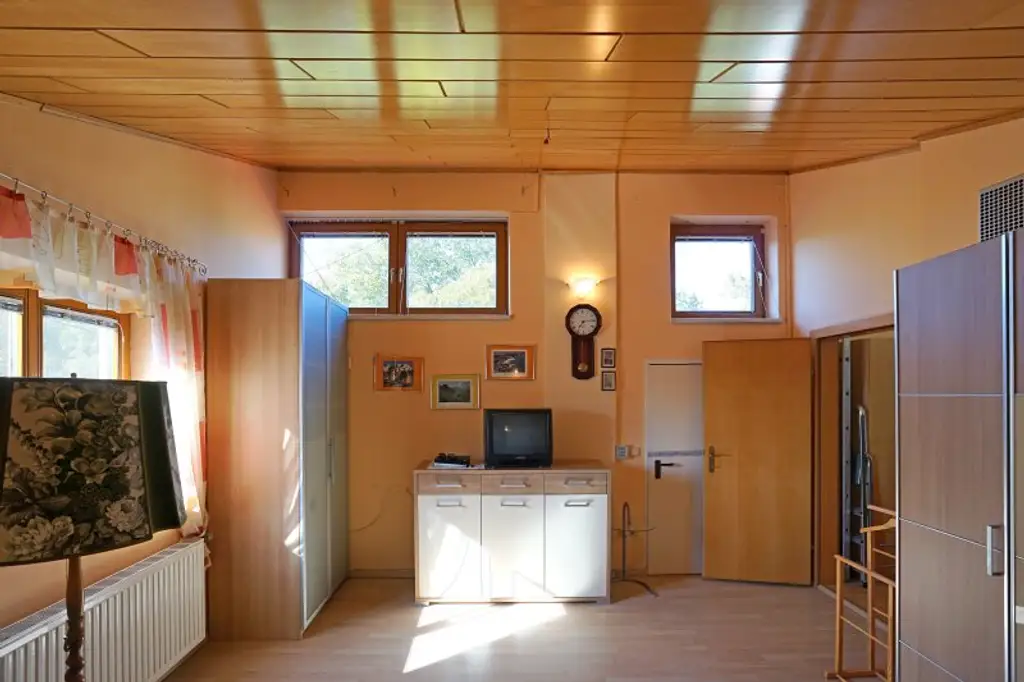 Zwischen Hanusch-Krankenhaus und Flötzersteig gelegenes, gepflegtes Einfamilienhaus