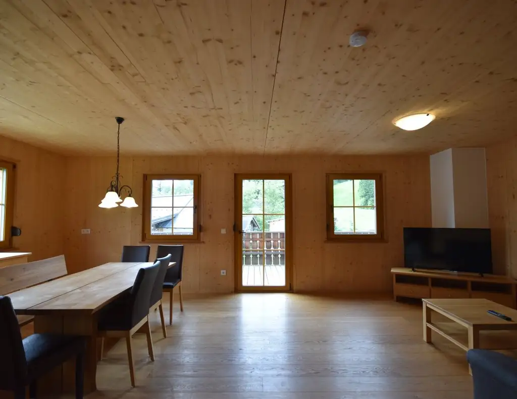 "ALTAUSSEE - Exklusives und modernes CHALET im Ski- und Wander- und Seenparadies"