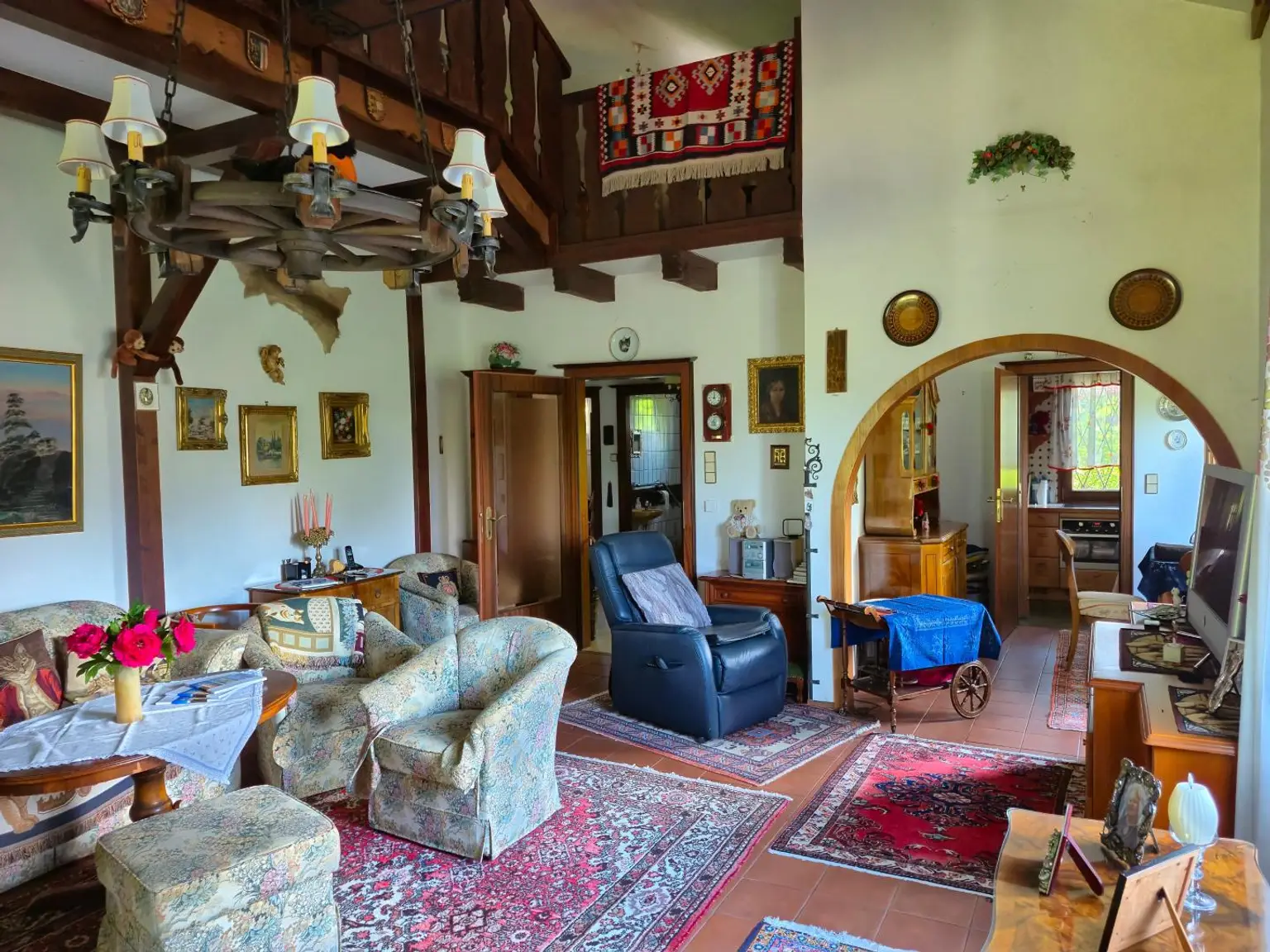 ROMANTISCHES EINFAMILIENHAUS IN BESTER LAGE