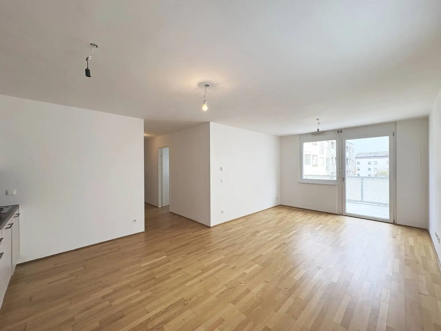 Q11 Leben in Simmering - 
Lichtdurchflutete Balkonwohnung mit 4 Zimmern und Deckenkühlung!