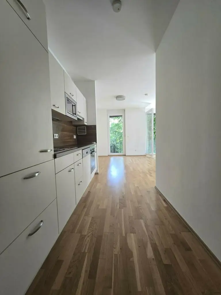 Entzückende Dreizimmerwohnung mit Balkon!