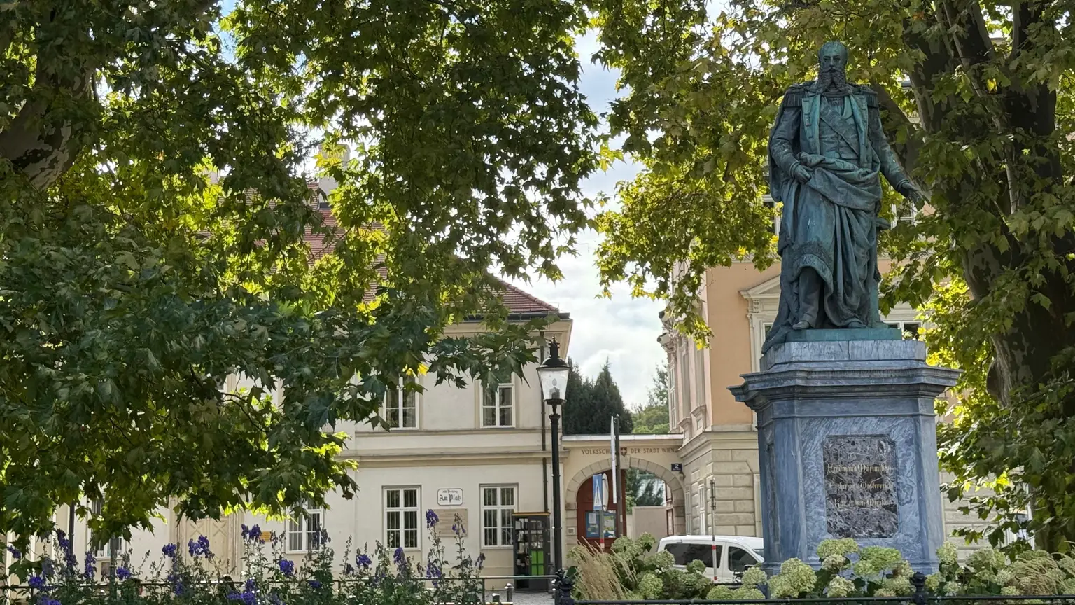 Höchste Sichtbarkeit direkt bei Schönbrunn | Ablösefreie Geschäftsfläche