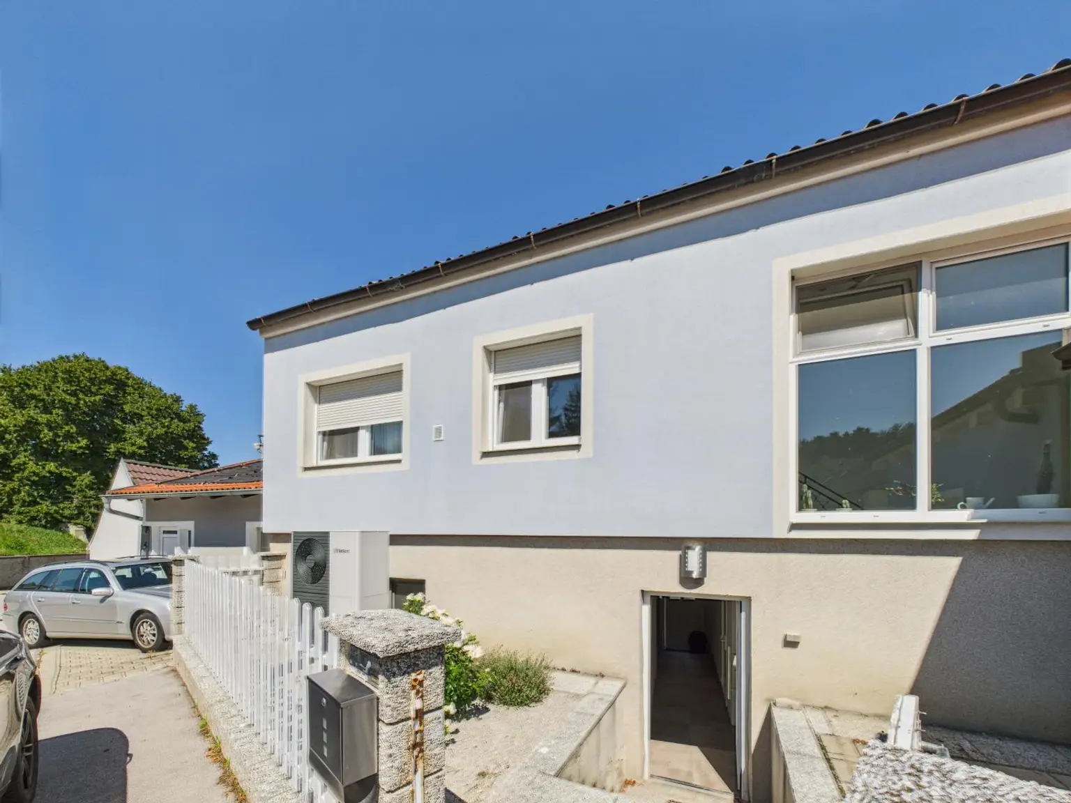 Mehrfamilienhaus in Sommerein
