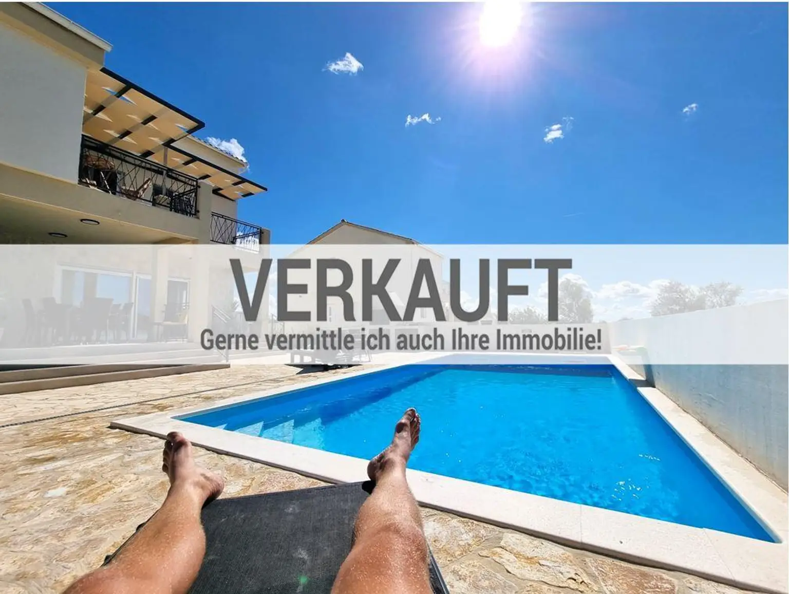 Auslage verkauft