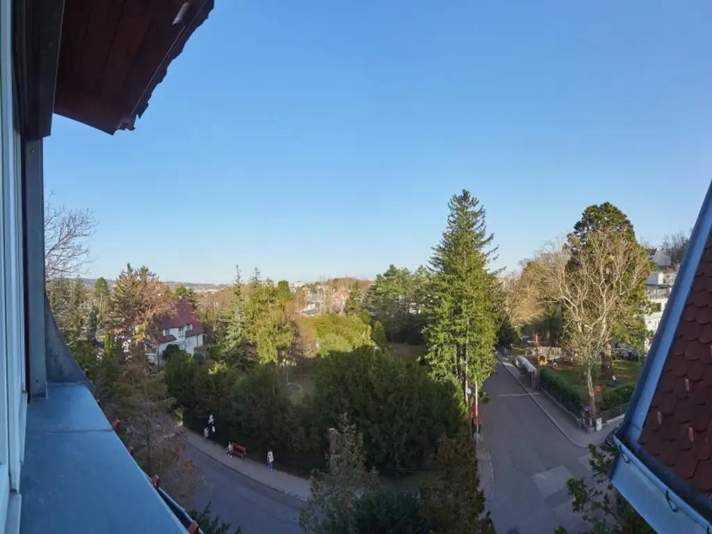 Sonnige 3 Zimmer DG - Wohnung mit Garten in 1130 zu kaufen!