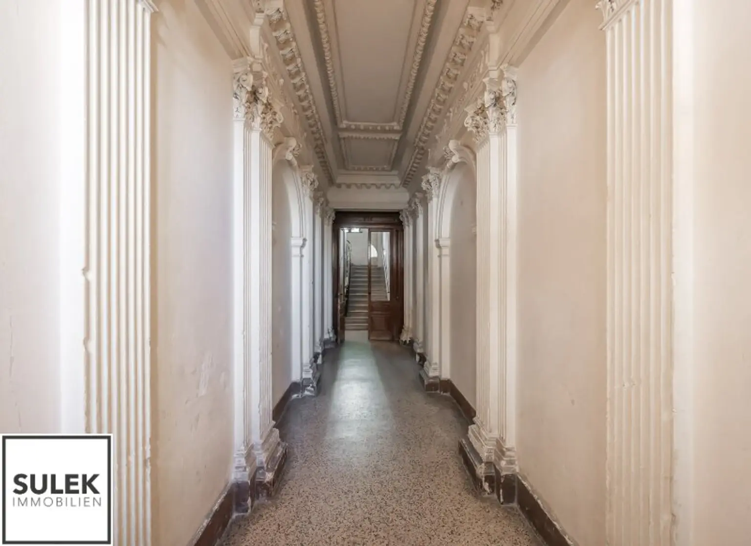 Wohntraum realisieren: DG-Maisonettewohnung mit Balkon & Terrasse in der Florianigasse!
