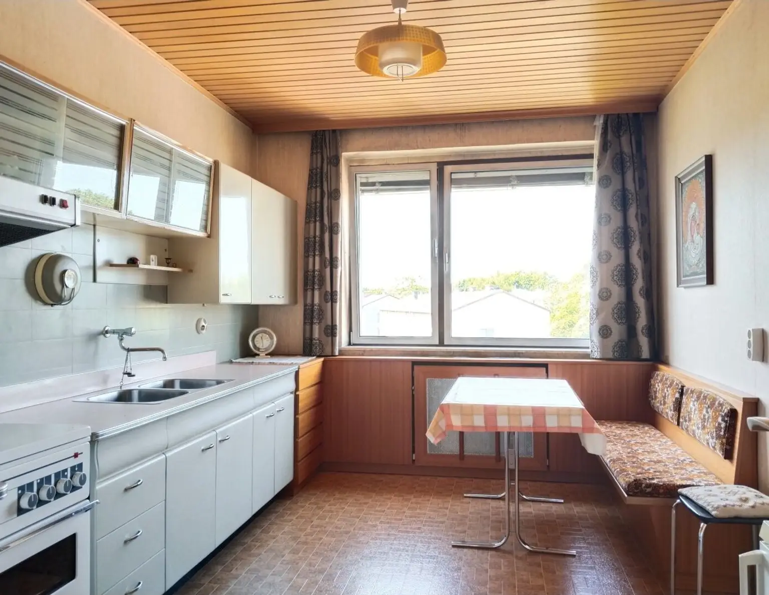 Charmante 2-Zimmer-Wohnung mit viel Potenzial am Spallerhof zu verkaufen!