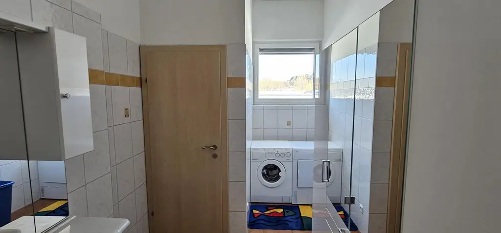 Modernes Bürohaus mit flexibel gestaltbaren Großraumbüros im Industriepark St. Veit