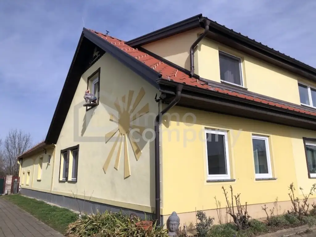sooo schön.... Selbstversorgerhit !!!  Vierkanter in Aussichtslage und Thermennähe