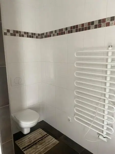 Neuwertiges Traumhaus im Zentrum von Liebenfels: 3 Zimmer, Garten mit fixem Pool & Terrasse Carport  für 499.000 €!
