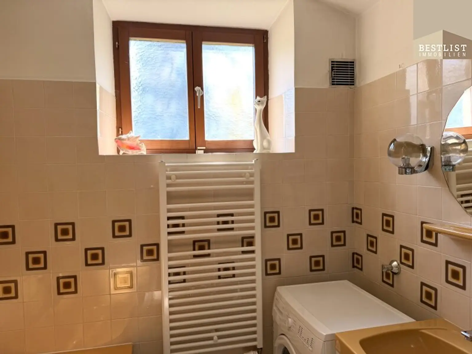 Charmantes Stadthaus in Baden – ruhige Lage mit großem Garten & Entwicklungspotenzial