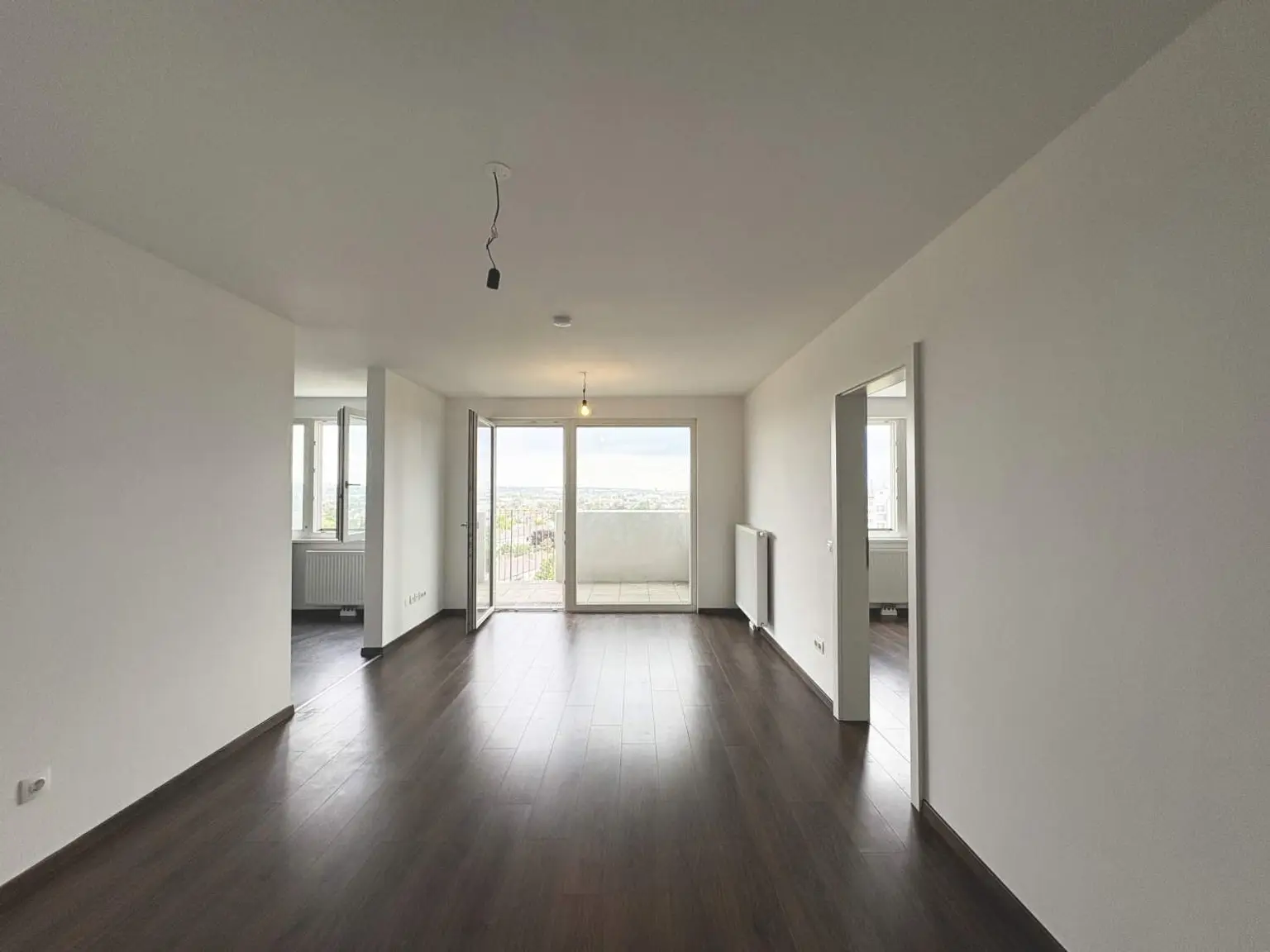 Blick ins Grüne - Großzügige 2 Zimmer Wohnung mit Balkon
UBahn um´s Eck