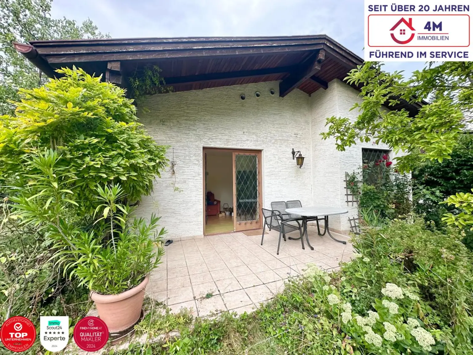 Idyllisches Wohnen mit Gartenparadies und zusätzlichem Grundstück in Bestlage Bad Fischau Brunn.
