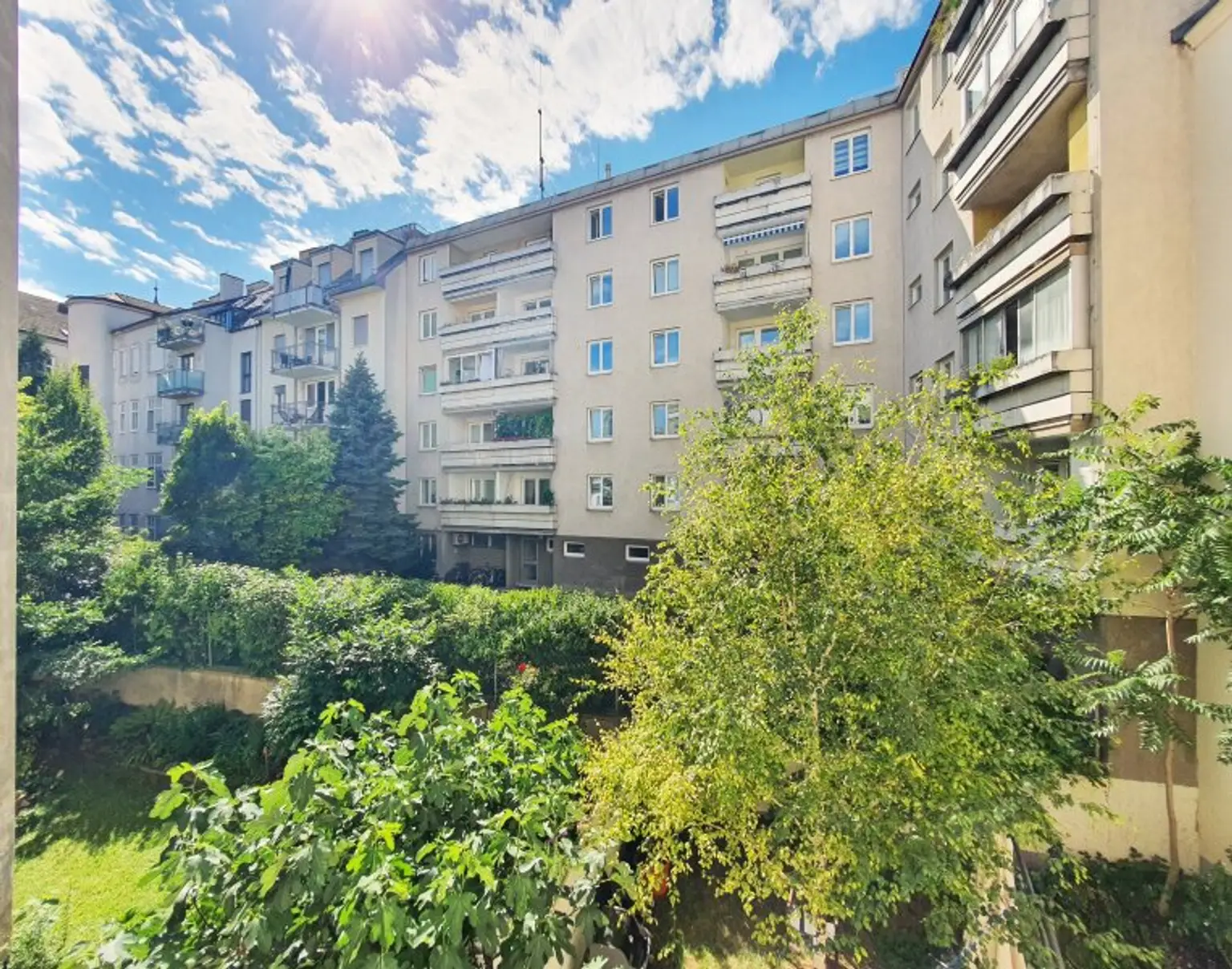 ++NEW++ TOP-Anlage Erstbezug beim Cottageviertel – Stilaltbau mit Klasse! +++High-End Ausstattung+++