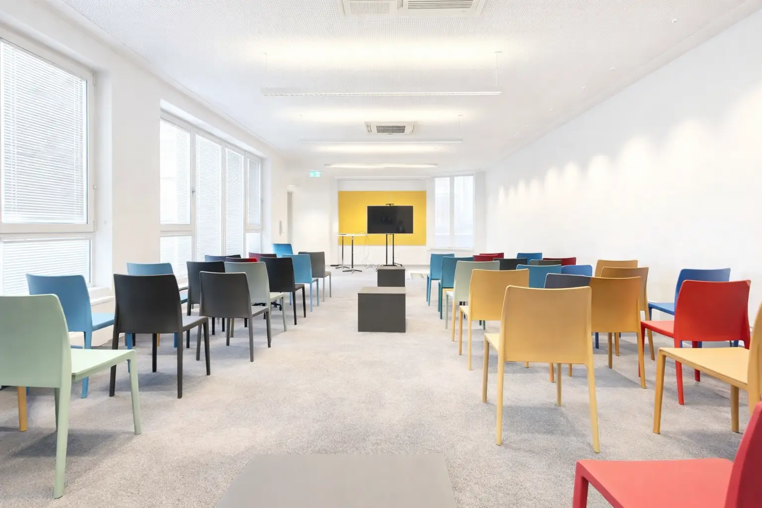 Saal-Großraumbüro Bild 2