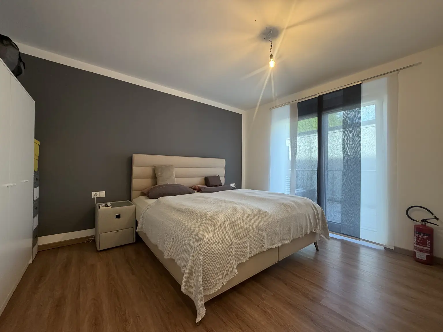 Foto Schlafzimmer Nr. 2.jpg