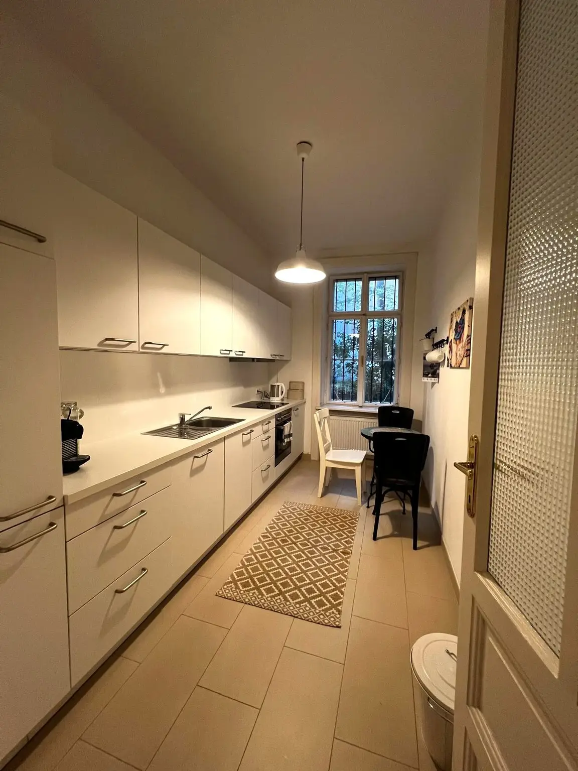 Gepflegte und ruhige Hochparterre Wohnung Nähe Alois Drasche Park