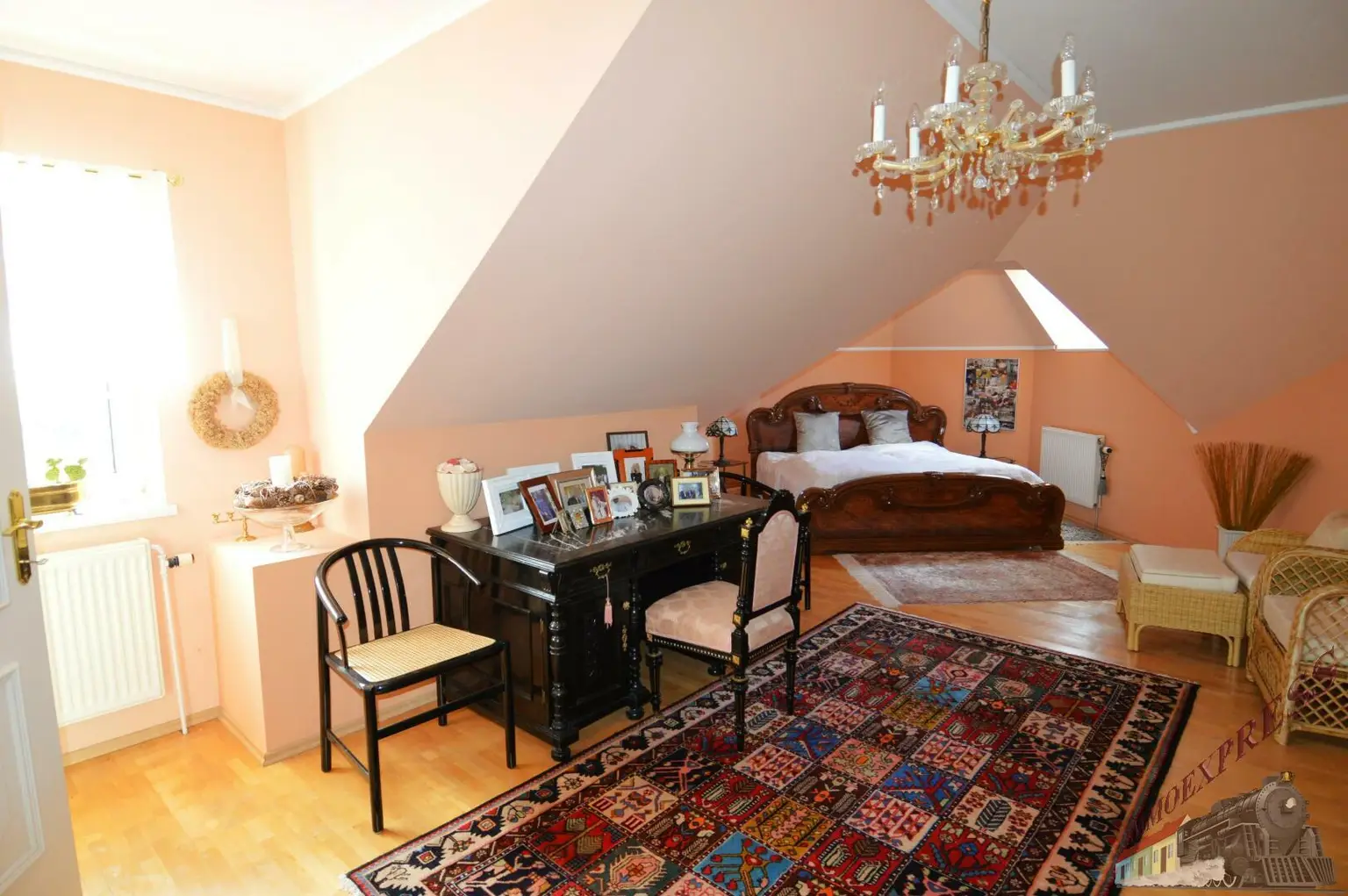 Repräsentatives Einfamilienhaus im italienischen Stil auf ca. 2.711 m²