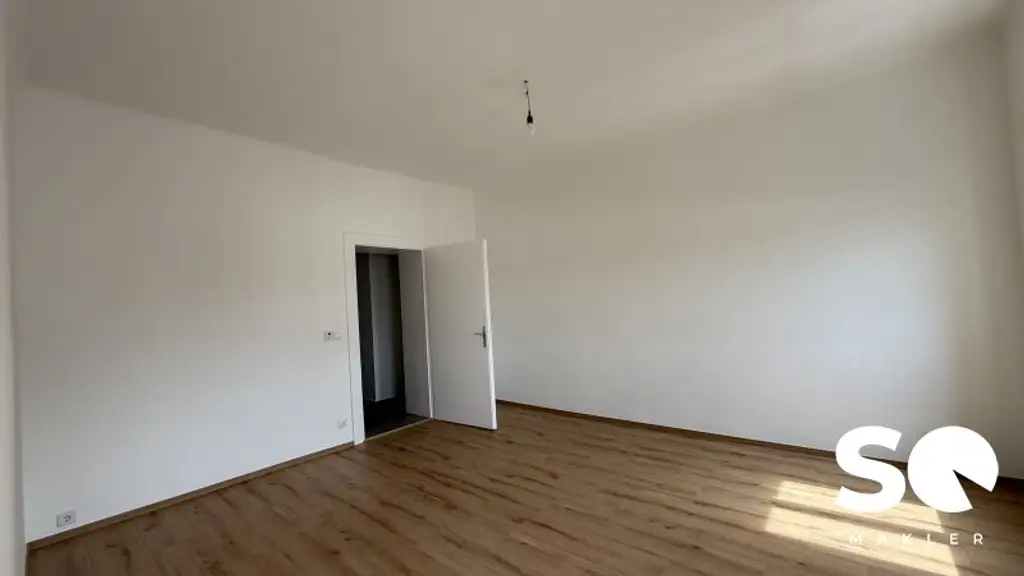 # SQ -TOP sanierte 1-Zimmer-Altbauwohnung in  1210 Wien
