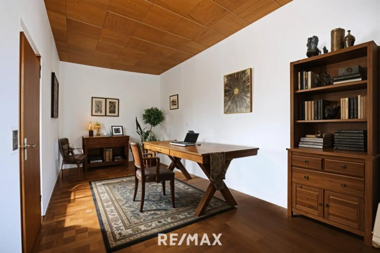 Zimmer 1 KI-generiert