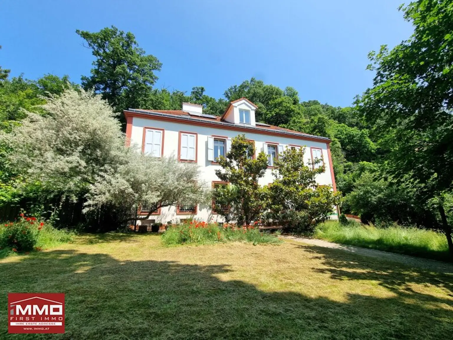 Villa mit Charme in 1190 Wien - Wohnen auf höchstem Niveau!
