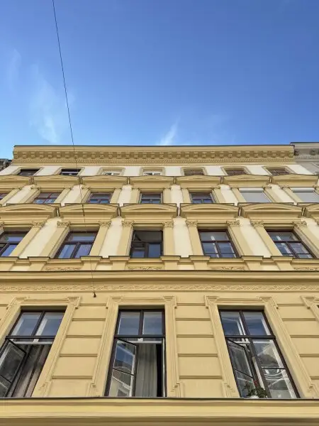 Charmante 3-Zimmer-Altbauwohnung in 1020 Wien – Ruhige Lage & Hervorragende Infrastruktur
