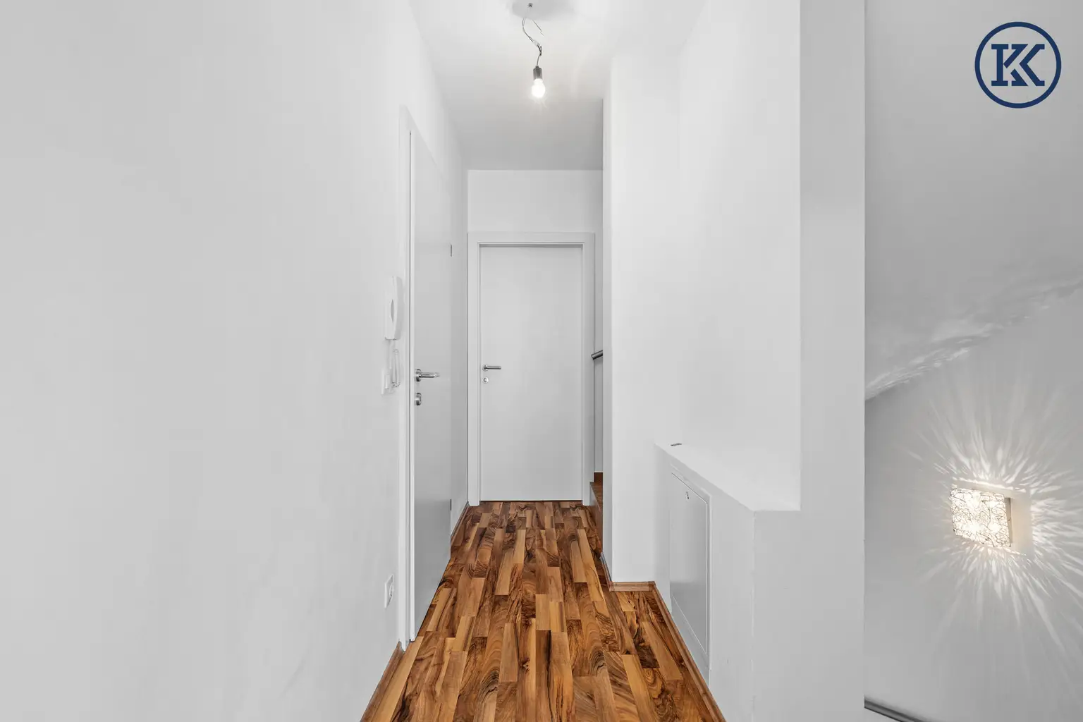 Zuhause im Grünen – Lichtdurchflutete Wohnung mit Dachterrasse & Gartenoase