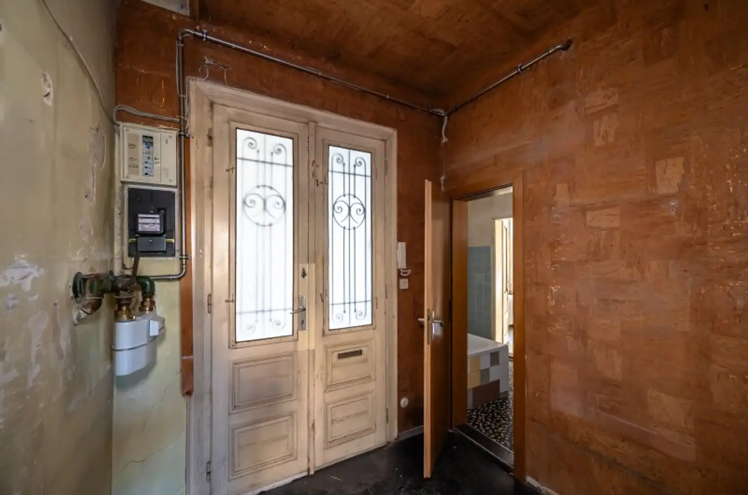 ++Fasangarten++ Altbau mit Potenzial – sanierungsbedürftige 3-Zimmer-Wohnung