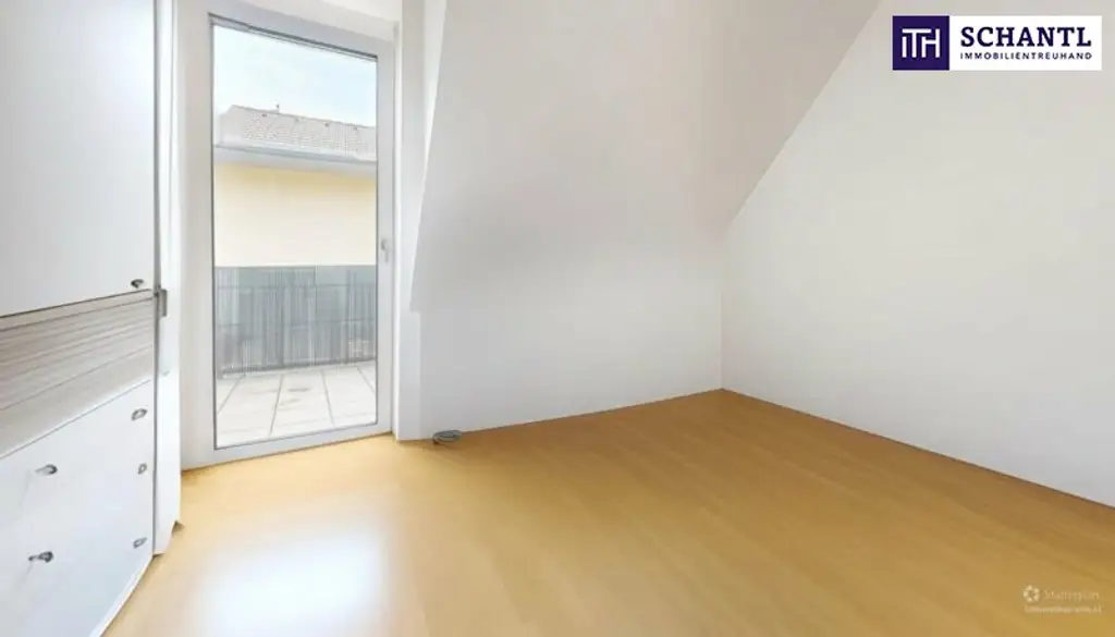 NOTVERKAUF! Schneller Verkauf aus gesundheitlichen Gründen – jetzt diese Gelegenheit ergreifen und gleichzeitig helfen! Grünoase mit Panoramablick: 3-Zimmer-Wohnung mit Süd/West-Dachterrasse!