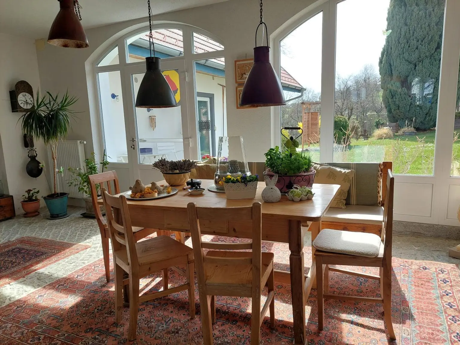der Wintergarten lädt zum Verweilen ein