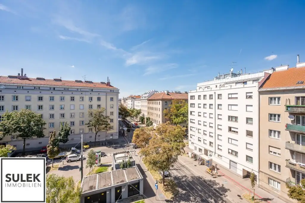 praktisch aufgeteilte 3-Zimmer-Wohnung in gepflegter Anlage – sanierungsbedürftig aber mit Potential für mehr !