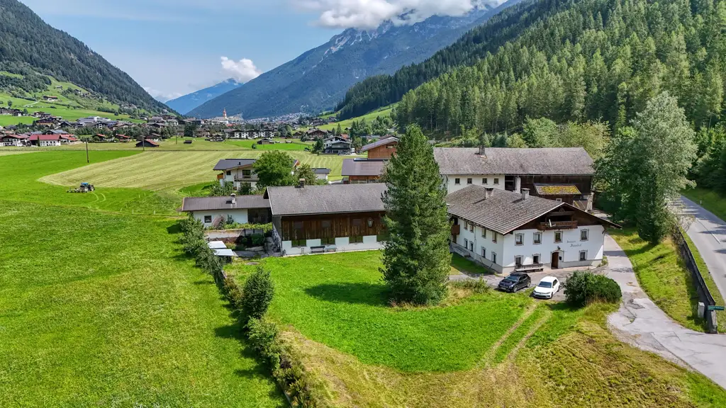 Einmalige Gelegenheit - Hof inmitten der Stubaier Bergwelt