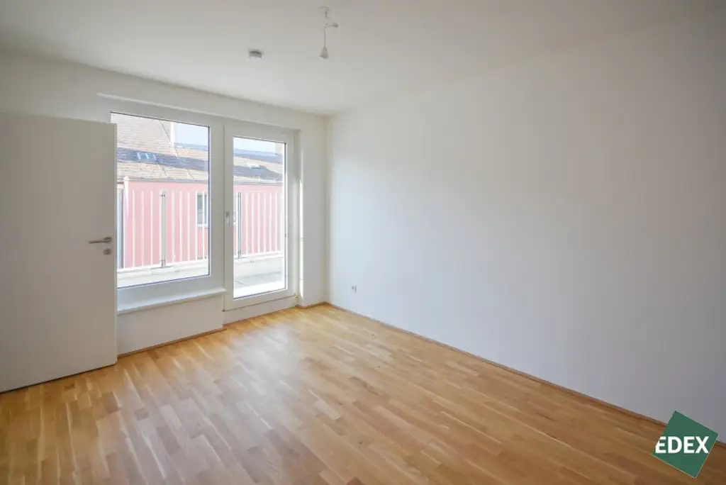ERSTBEZUG - Ideale 2 Zimmer-Wohnung mit separater Küche und Terrasse