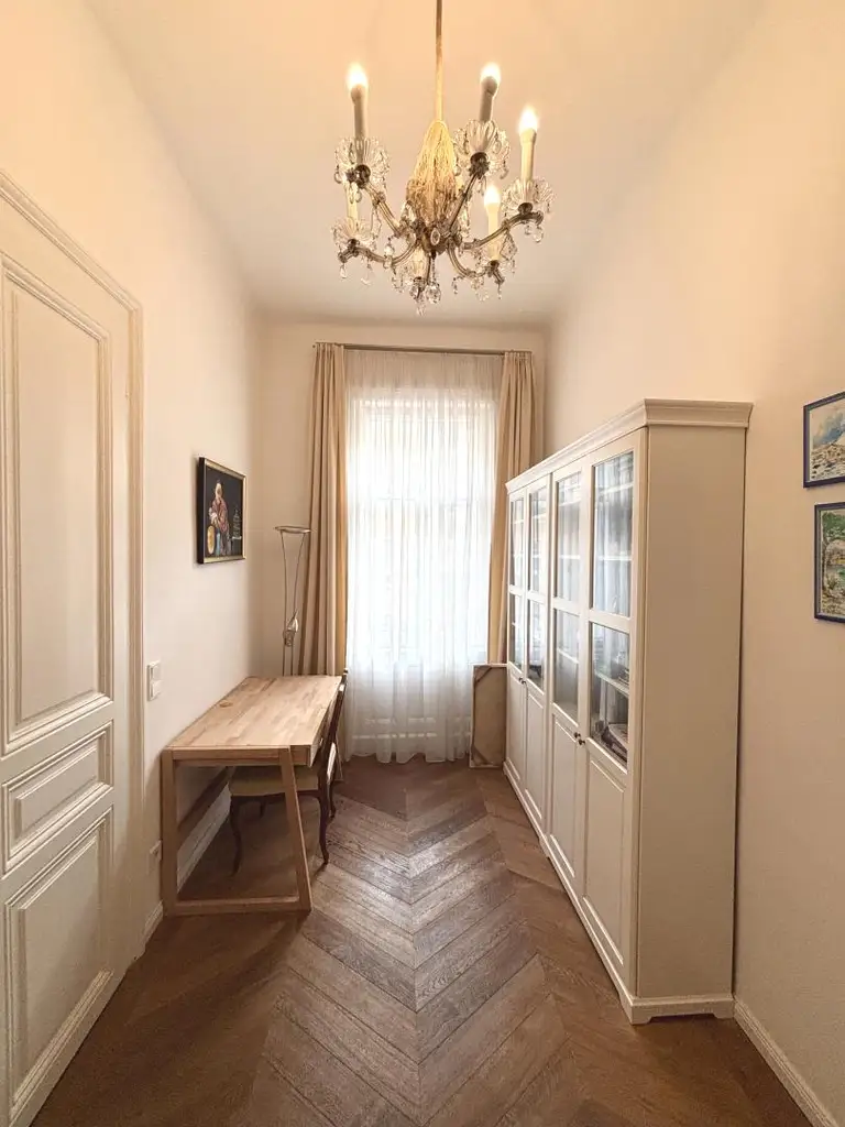 Urbaner Altbaucharme trifft modernes Wohngefühl – Ihr neues Zuhause im 9. Bezirk