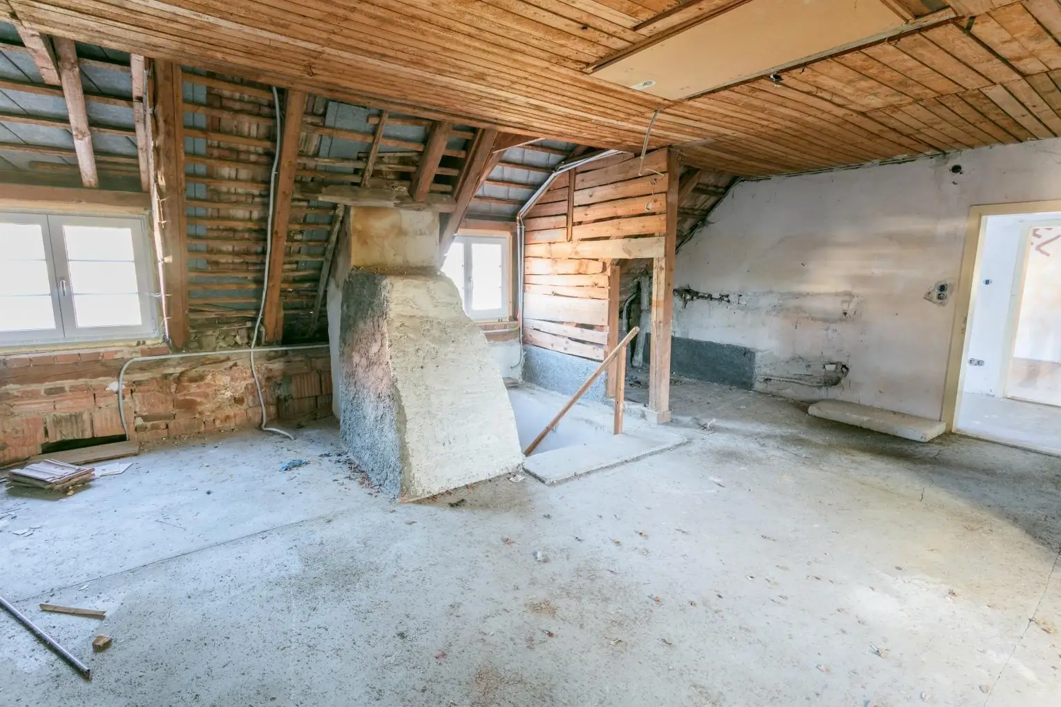 Haupthaus_DG_Raum 1