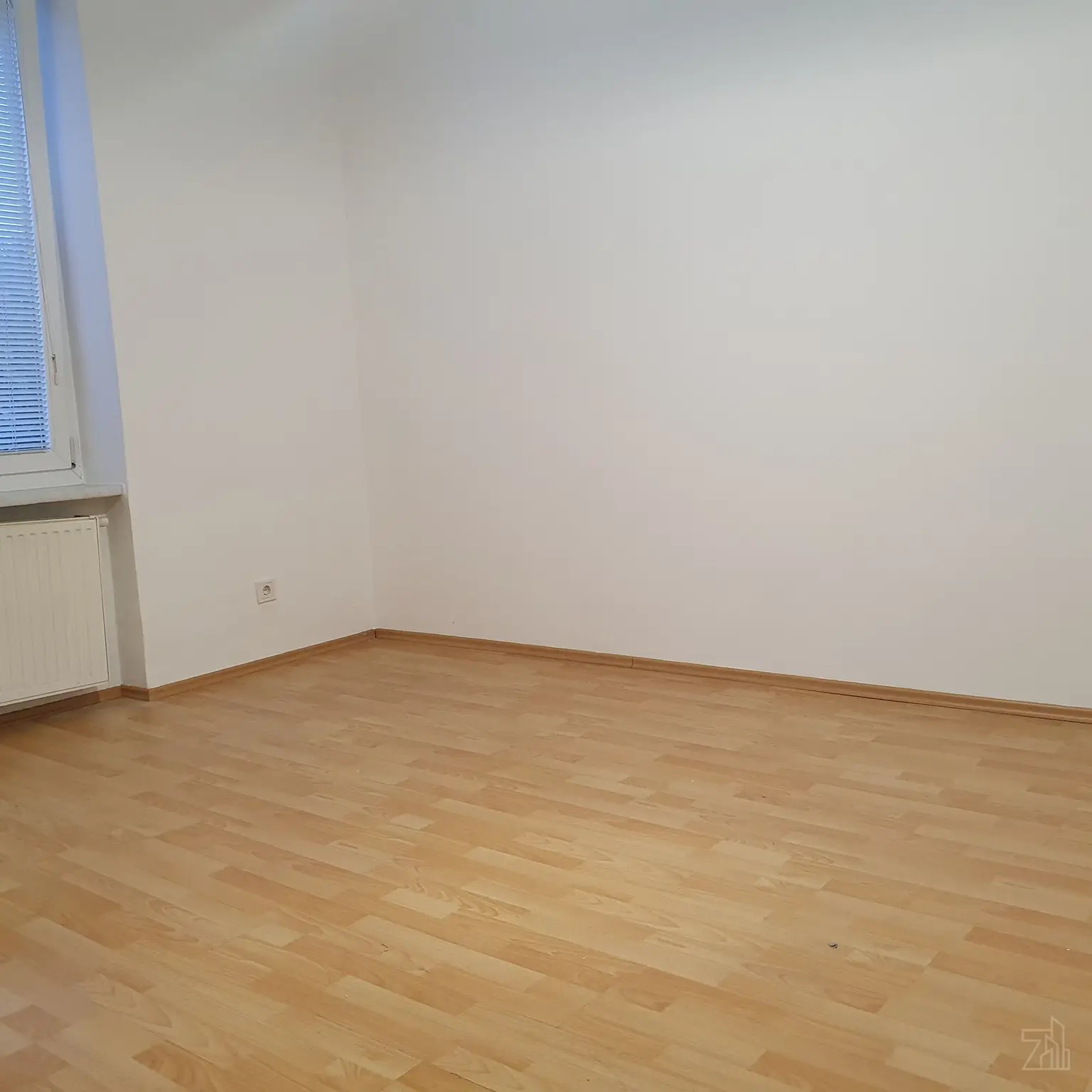 Erstbezug nach Sanierung – 1-Zimmer-Wohnung mit 17 m² im 2. OG, Top 10