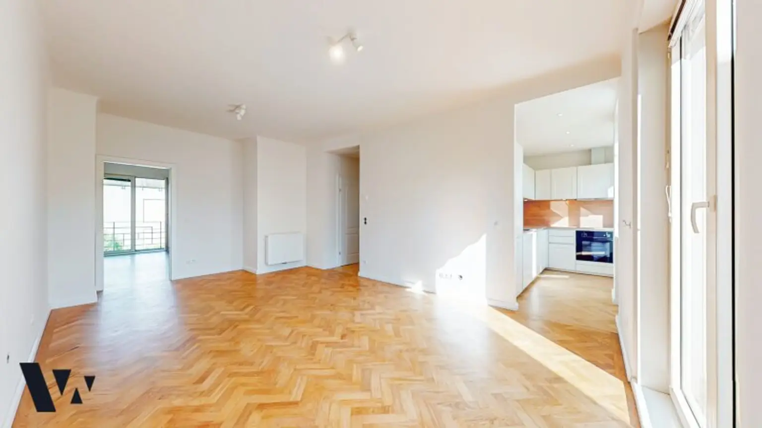 BALKONTRAUM BEI DER HOHEN WARTE | HOCHWERTIG SANIERTE 2-ZIMMERWOHNUNG