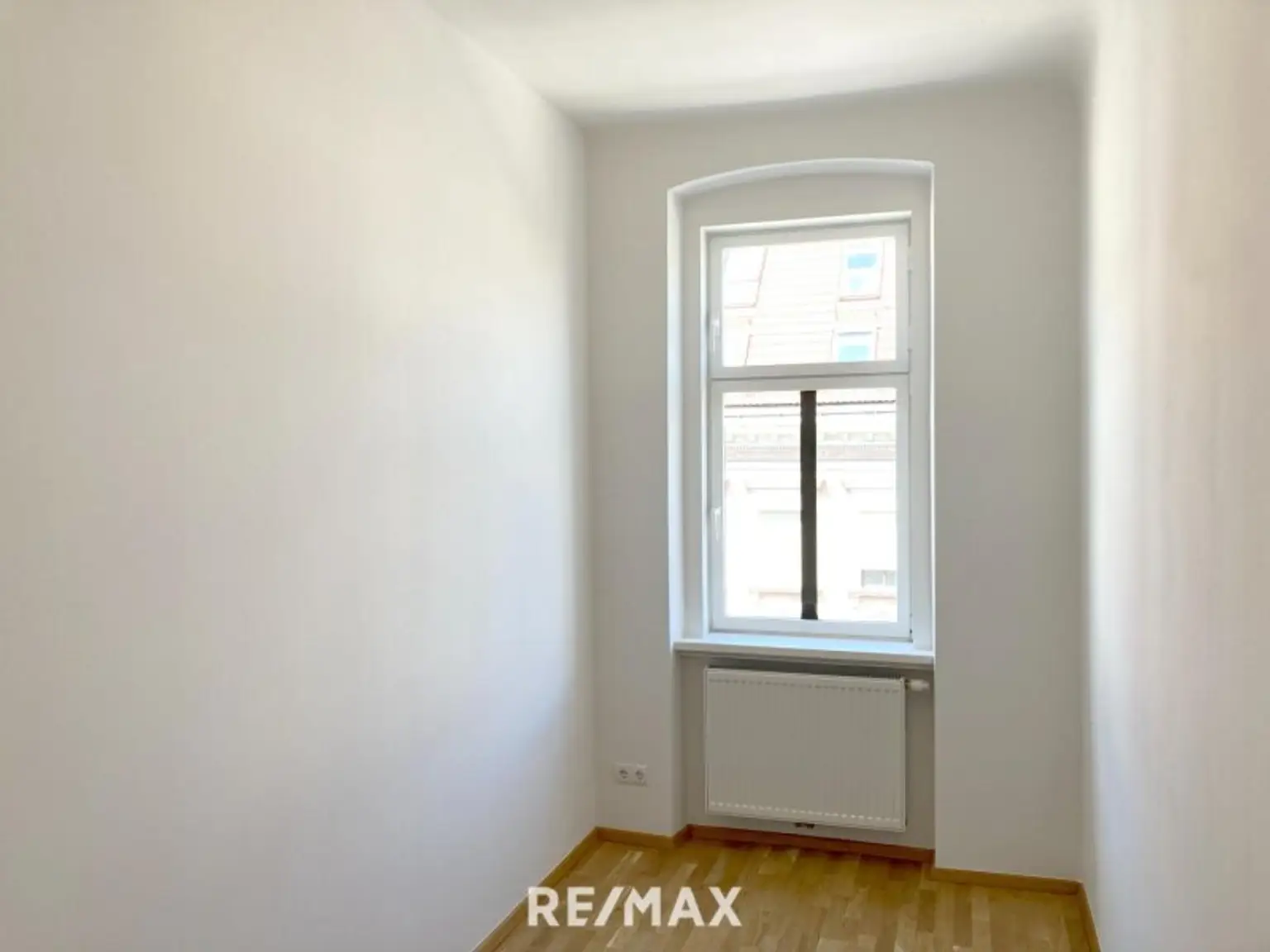 Perfekt geschnitten: Frisch sanierte 3-Zimmerwohnung in bester Lage in 1150 Wien