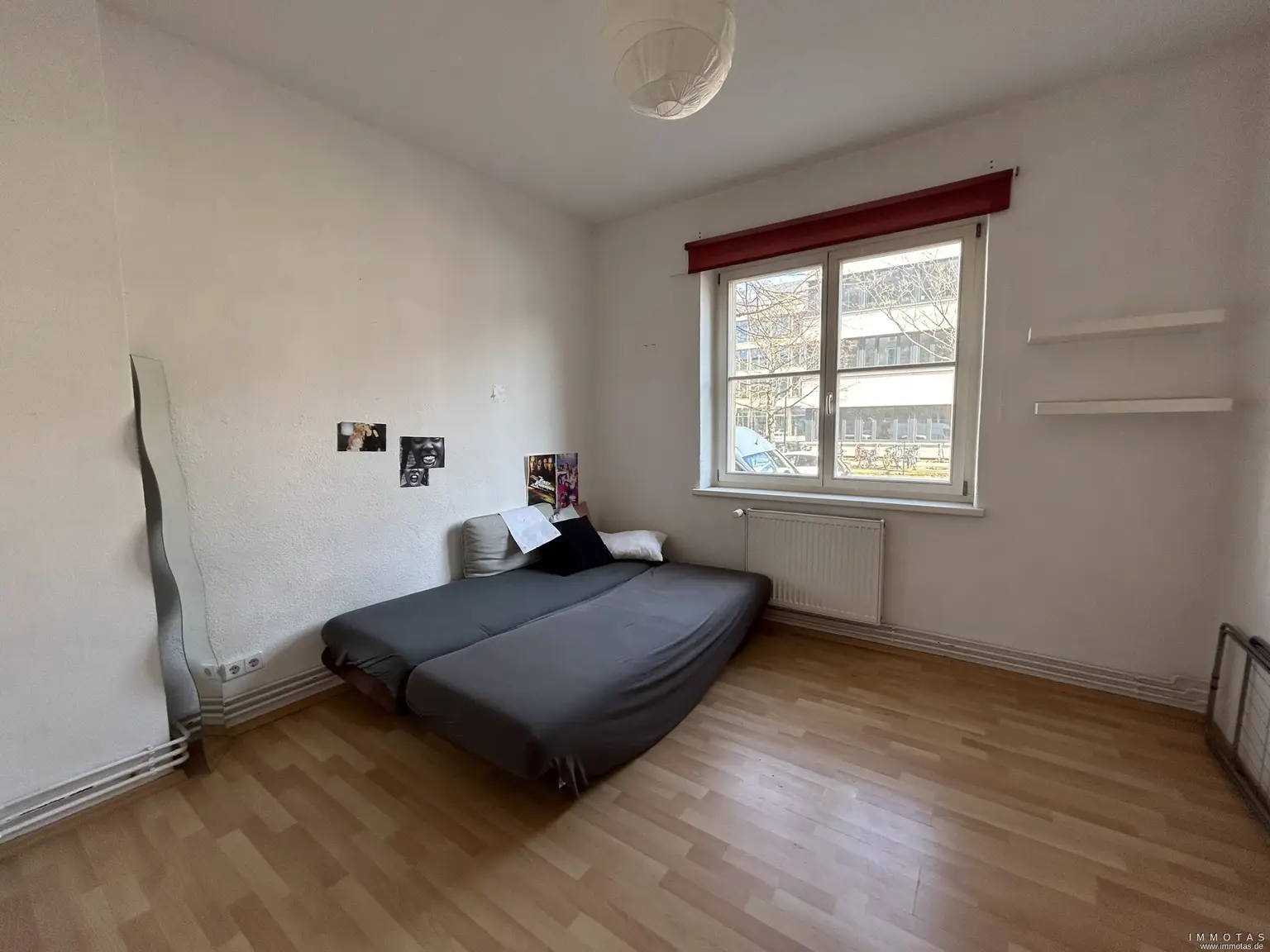 Zimmer 1 EG