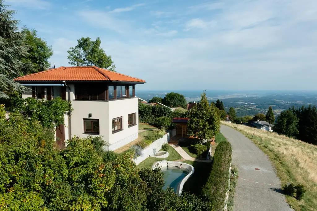 Einfamilienhaus am Kulm - "Ihr Rückzugsort mit unverbaubarem Fernblick."