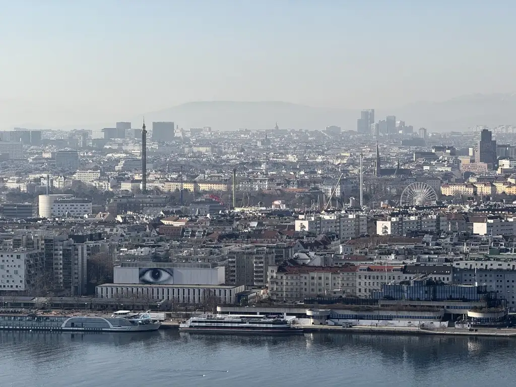 Provisionsfrei und Erstbezug - U1 Donauinsel vor der Türe - außergewöhnliche Liegenschaft inklusive täglichem Urlaubsfeeling