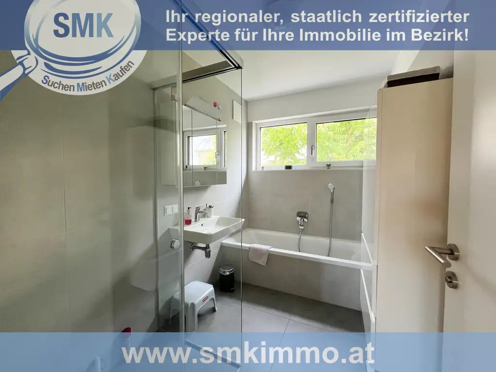 Helle, moderne 3-Zimmer-Wohnung mit Balkon!