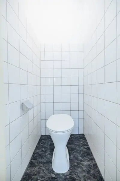 PROVISIONSFREI I RENOVIERT I ELEGANTE DUSCHE I EXKLUSIVE EINBAUKÜCHE I NÄHE ZUM BAHNHOF I TIERFREUNDLICH I ZEITGEMÄSS WOHNEN I OPTIMALE RAUMAUFTEILUNG I PROJEKT WOHNEN I